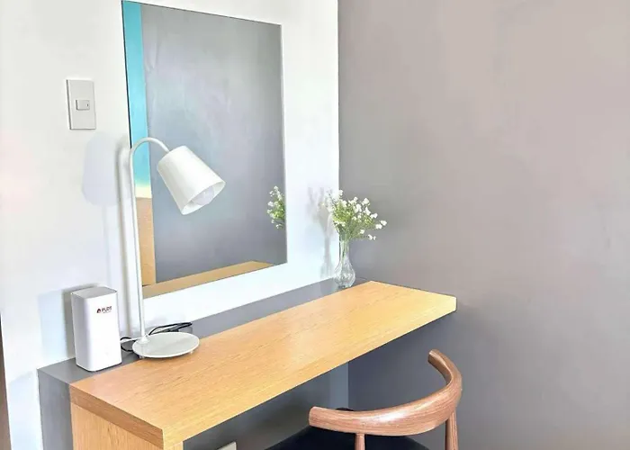 Apartment At Horizons 101 *